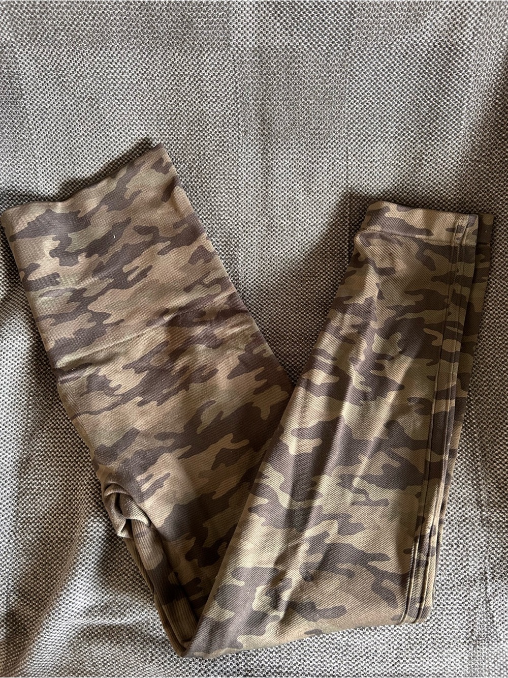 Women’s Span Camo Leggings - Olive Green